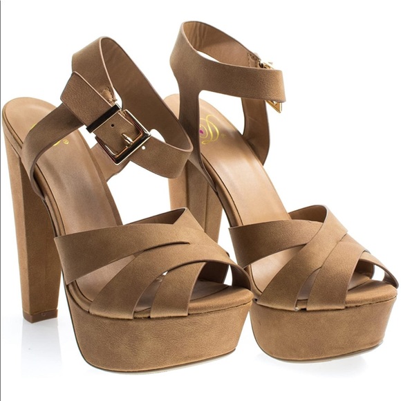 Shoes - Women open toe buckle chunky platform tan pumps high heels